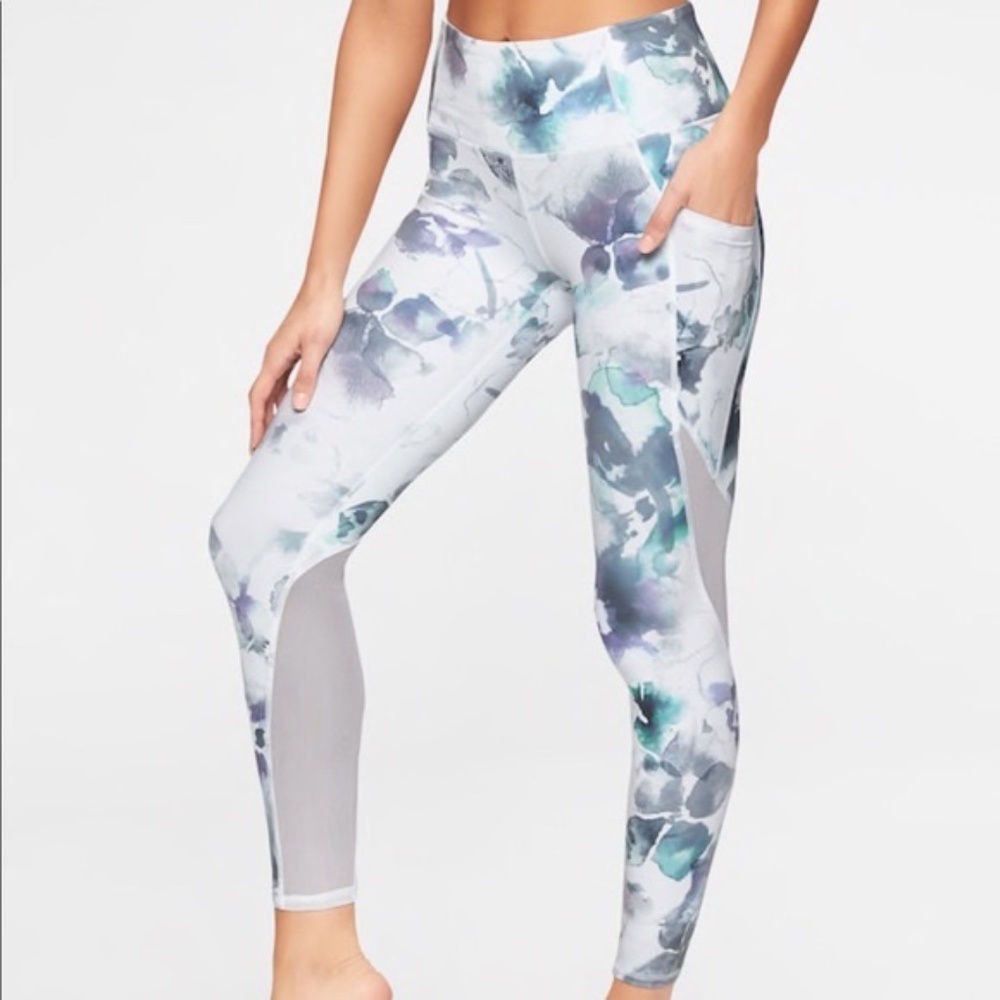 Athleta Yoga Floral Mudra 7/8 Tights White‎ Size ST